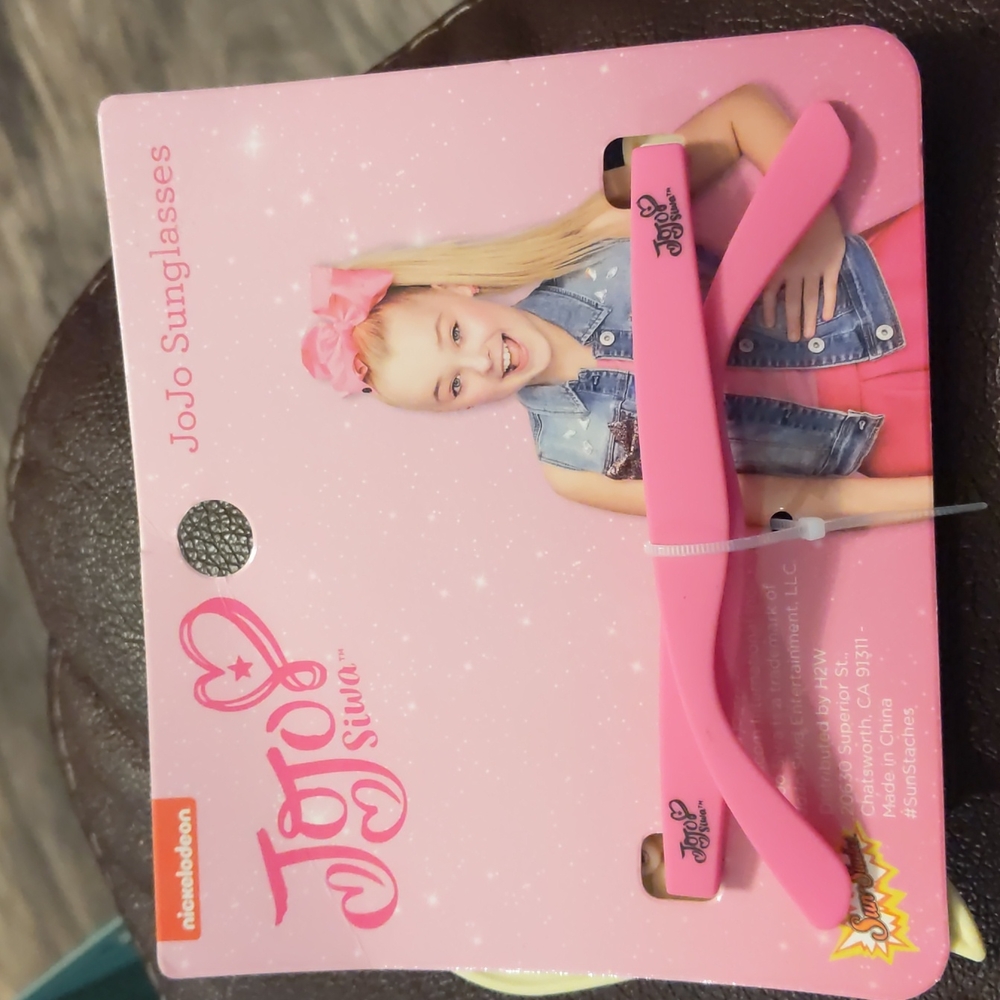 Nickelodeon JoJo Siwa Sunglasses - Picture 2 of 5